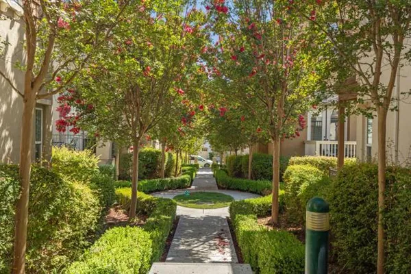 327 BELLA RIDGE TER