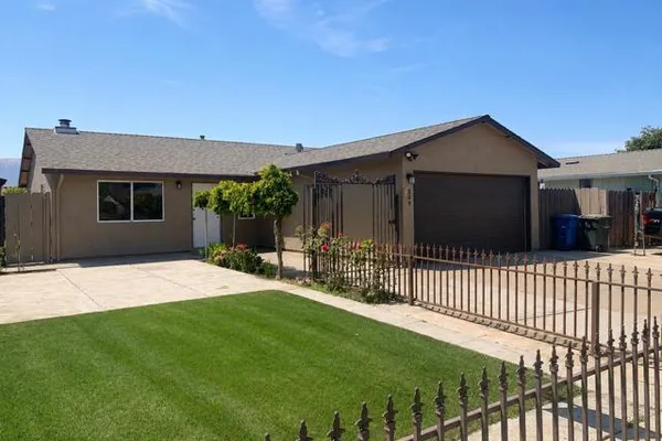 309 GRACE CT
