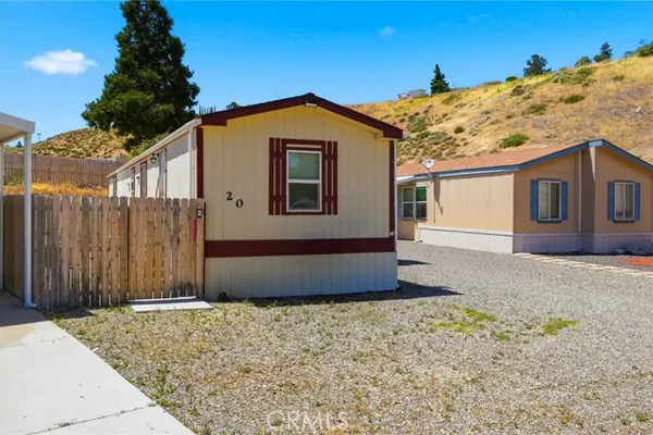 657 LEBEC RD SPC 20