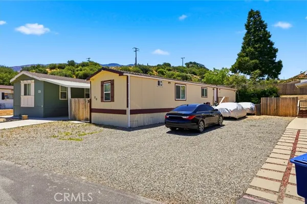 657 LEBEC RD SPC 20