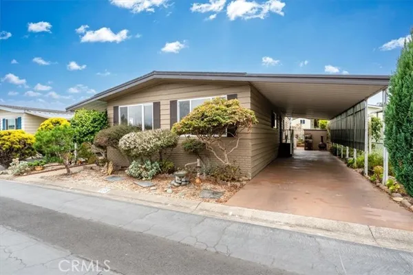 633 RAMONA AVE SPC 158