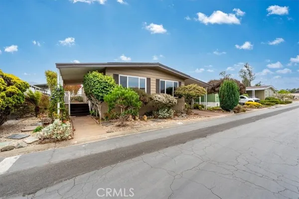 633 RAMONA AVE SPC 158