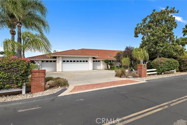 647 TUMBLE CREEK LN
