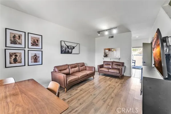 926 W PHILADELPHIA K57