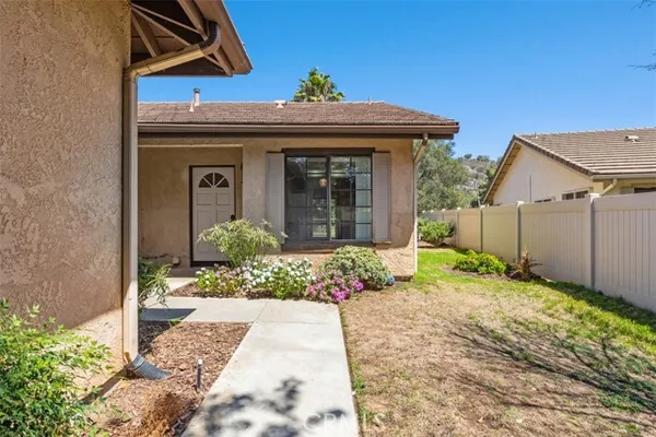 4218 LOS PADRES DR