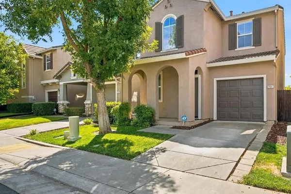 2401 COFFEEBERRY RD
