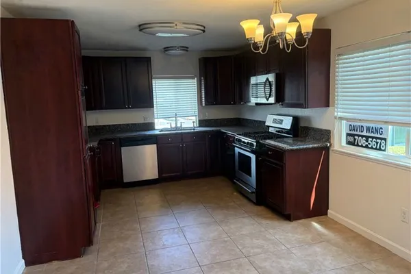 6065 AVENUE JUAN DIAZ