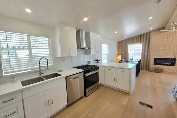24200 WALNUT ST SPC 52