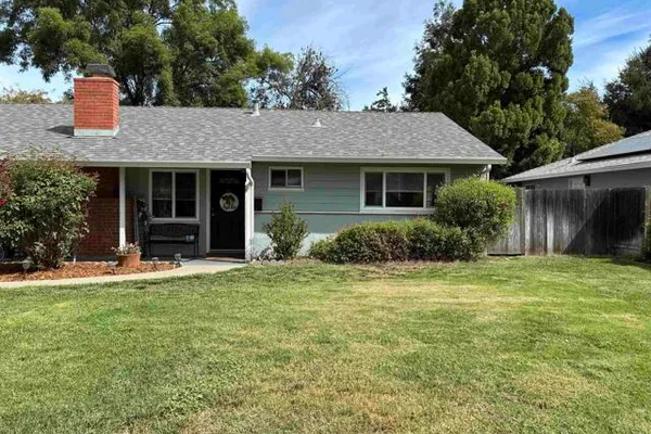 47 ANELDA DR