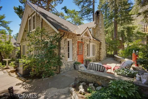 28 BEAR DR
