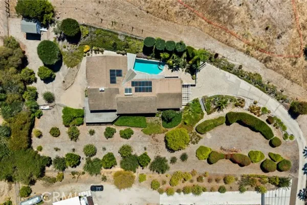 5012 SLEEPING INDIAN RD