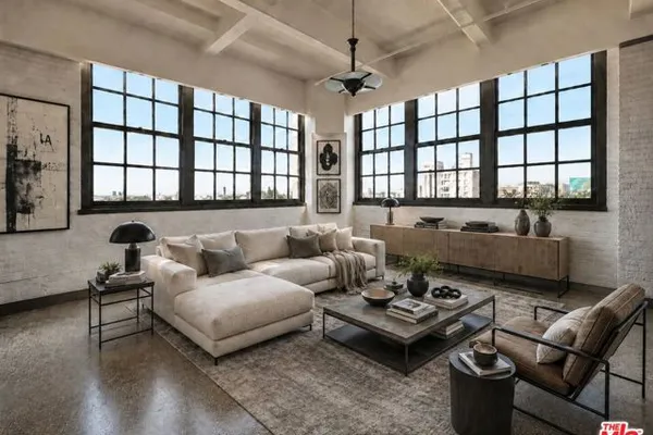 1850 INDUSTRIAL ST 411