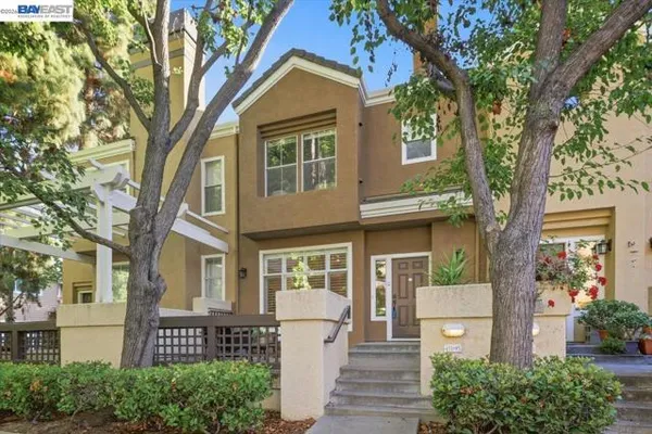 433 CAMILLE CIR 15