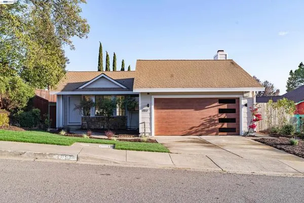 1057 TOPSAIL DR