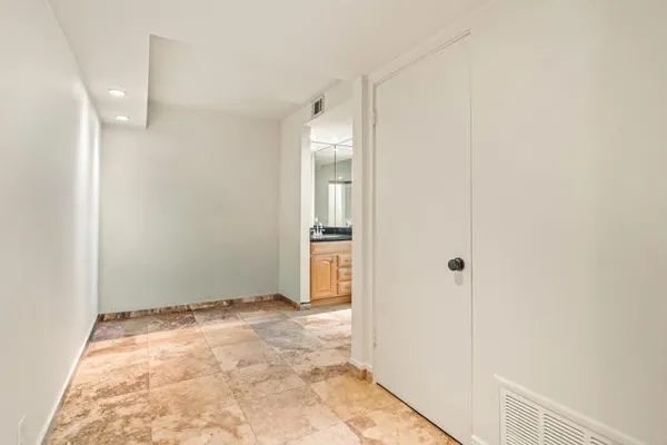 2501 N INDIAN CANYON DR 603