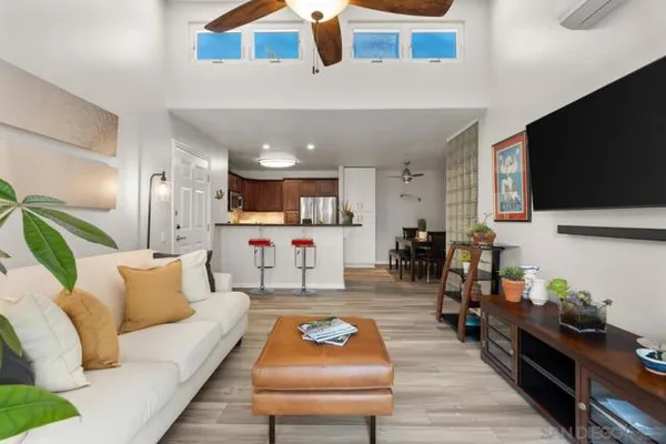 5402 BALBOA ARMS DR 415
