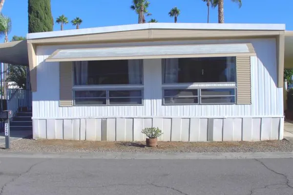 2300 E VALLEY PKWY SPC 229
