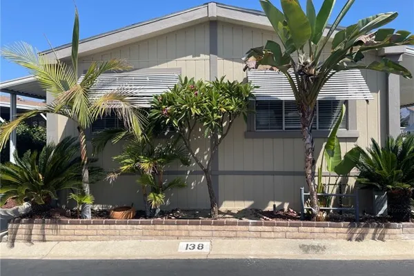 1245 W CIENEGA AVE SPC 138