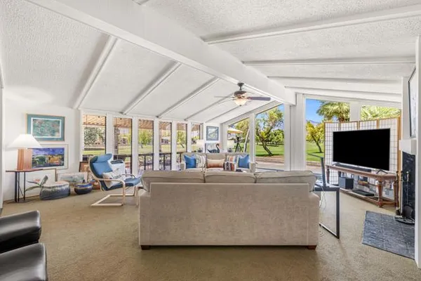 73450 COUNTRY CLUB DR SPC 197
