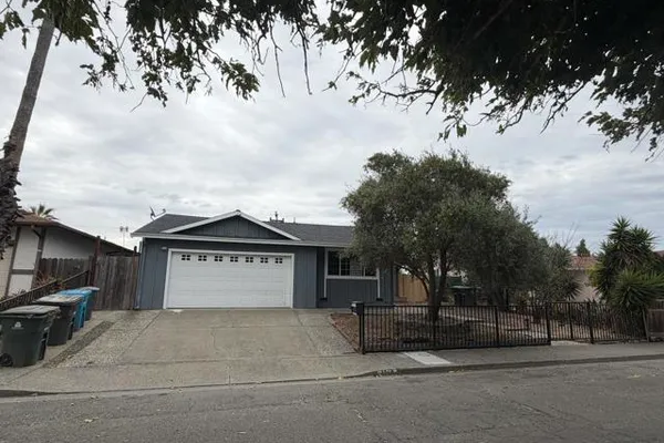 1178 ROLEEN DR