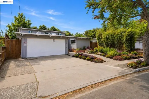 554 BEECHMONT LN