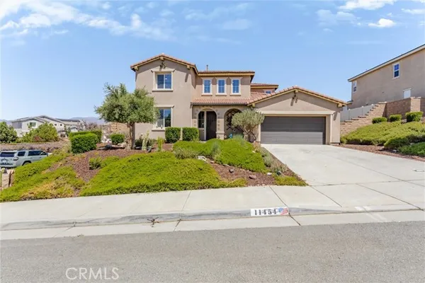 11454 LYLE LN