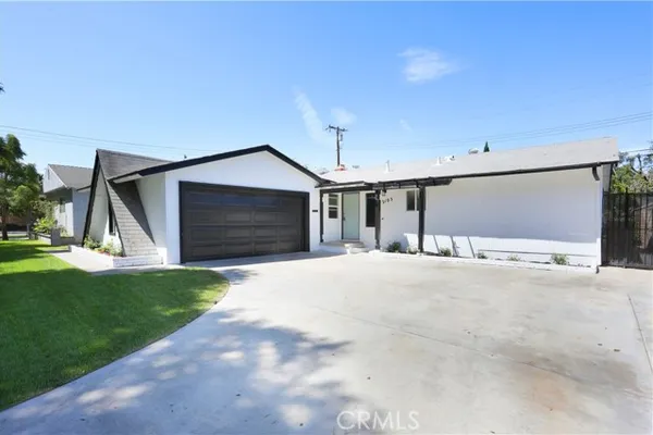 2105 W HALL AVE