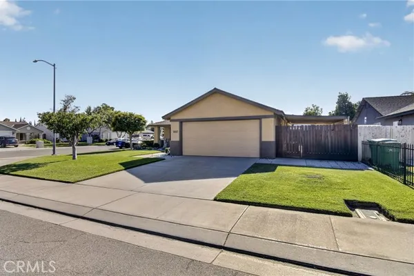 9667 DOUGLAS AVE