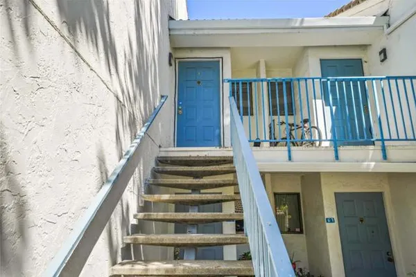 1055 N CAPITOL AVE 66
