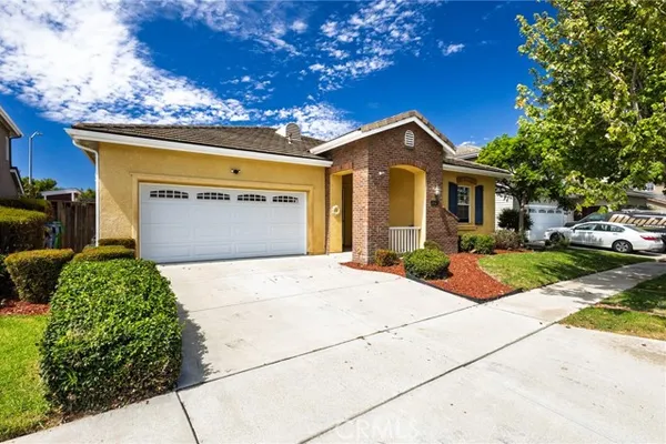2547 LOGAN DR