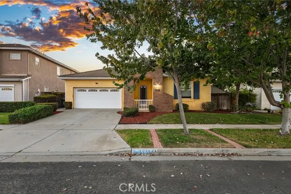 2547 LOGAN DR