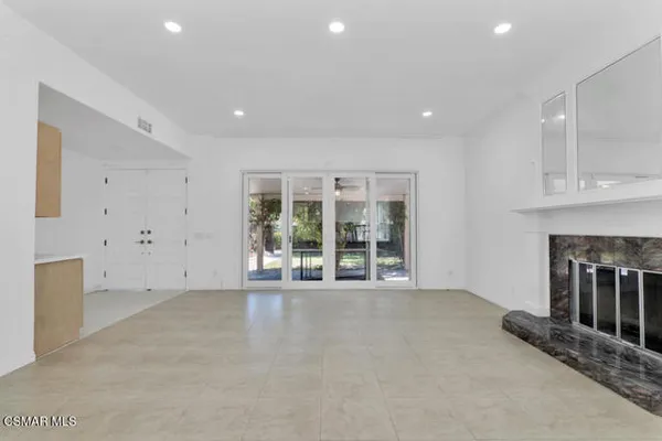 23767 BURBANK BLVD