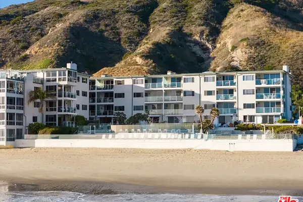 22548 PACIFIC COAST HWY 408