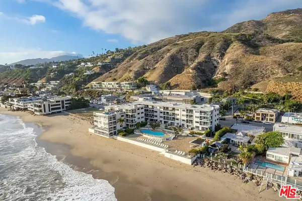 22548 PACIFIC COAST HWY 408