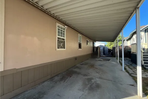 4901 GREEN RIVER RD SPC 40