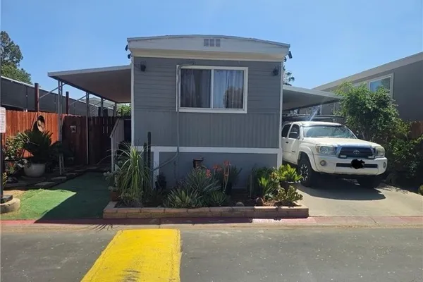 350 SAN JACINTO 143