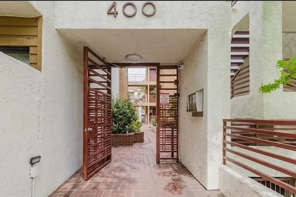 400 N LOUISE ST 306