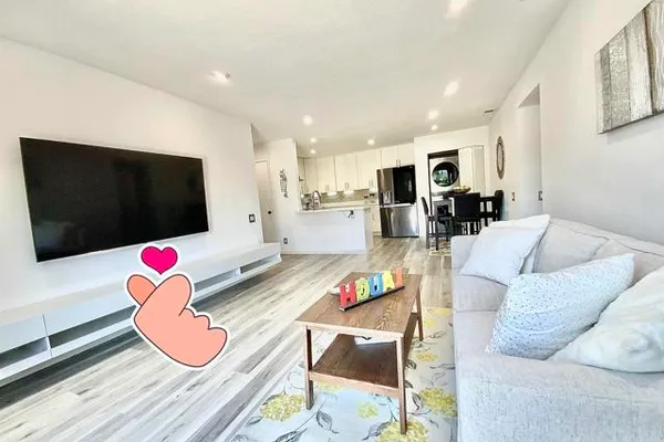 277 HACKAMORE CMN