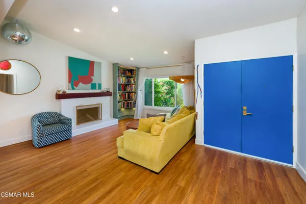 1600 AMADOR LN
