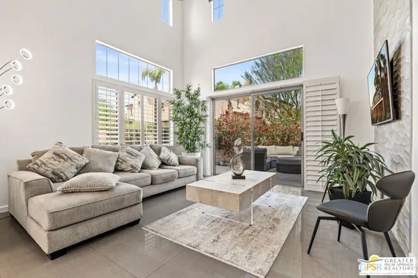 324 AMENO DR