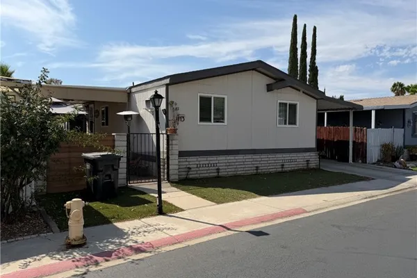 1721 E COLTON AVE SPC 113