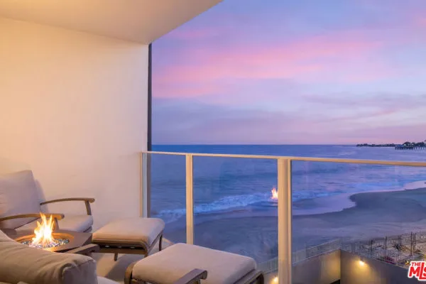 22548 PACIFIC COAST HWY 308