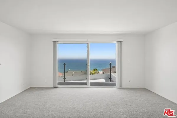 18203 COASTLINE DR 2