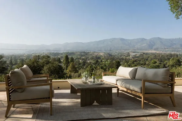 4585 VIEJA DR