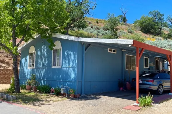 657 LEBEC
