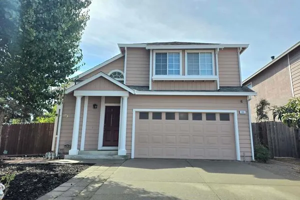 201 FAIRBROOK CT