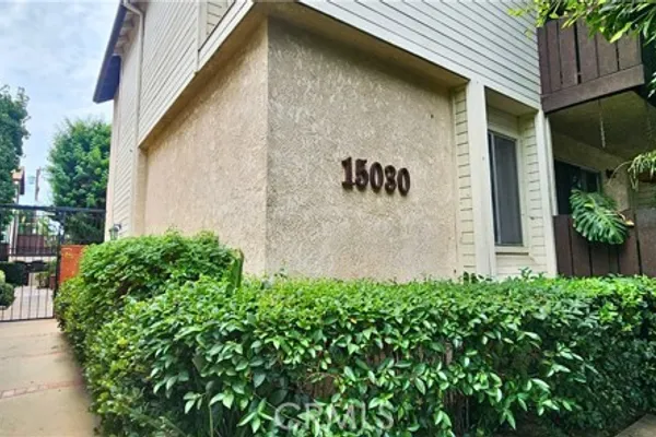 15030 VICTORY BLVD 201