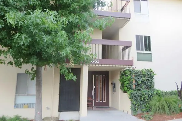 551 JEAN ST 410