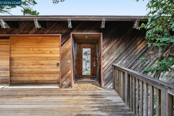 281 LOS ALTOS DR