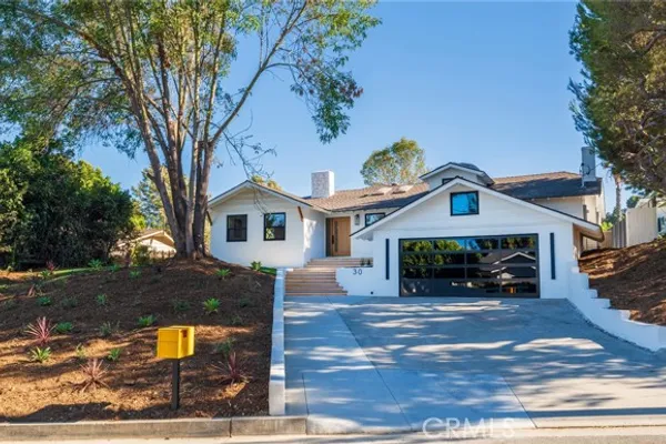 30 SANTA BELLA RD
